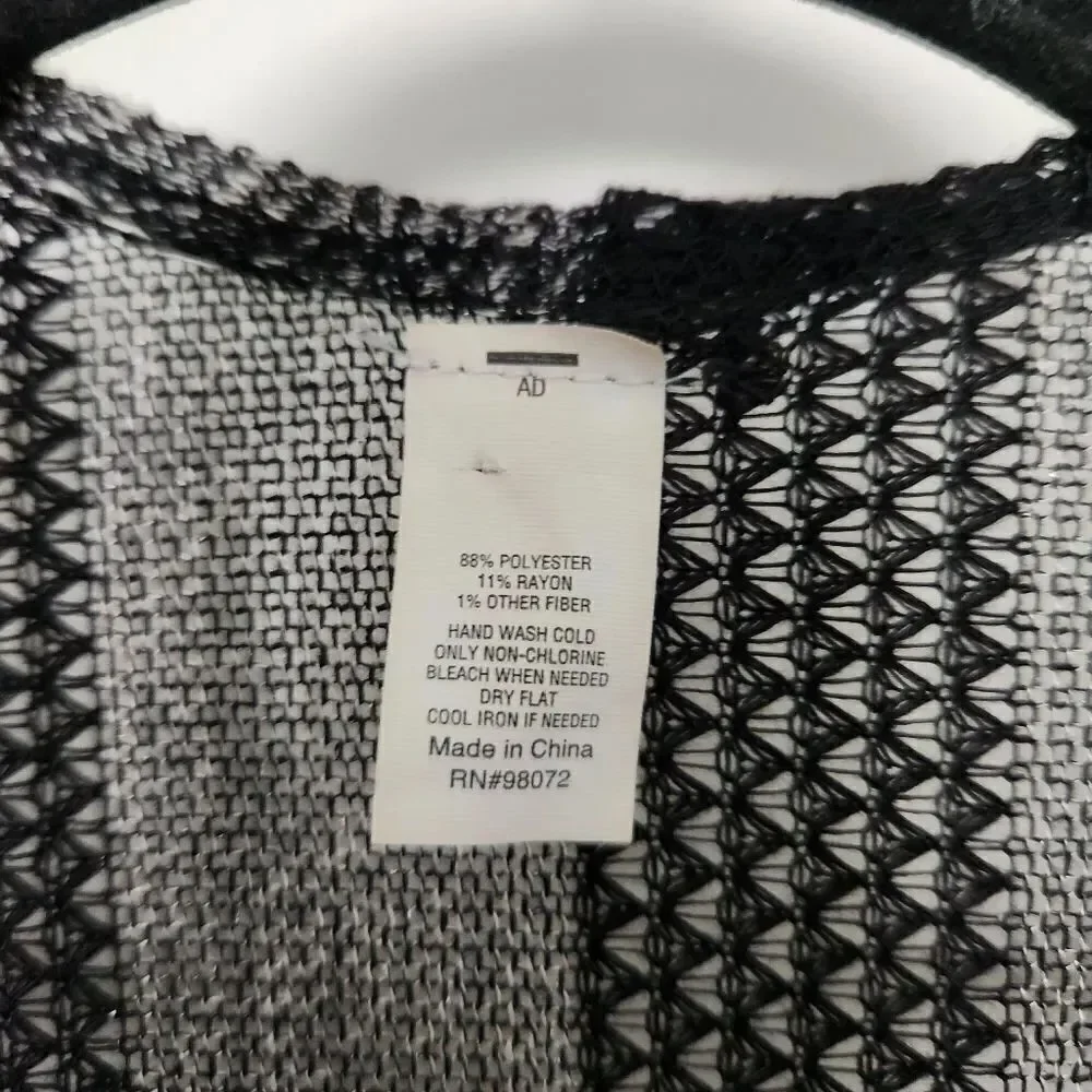 Unbranded Womens Black and Gray Striped Open Shawl Metellic Accent One Size